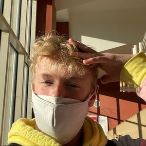 Meet your Posher, Damien